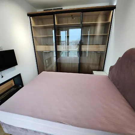 One Floreasca Near Park Luxury Apartment *