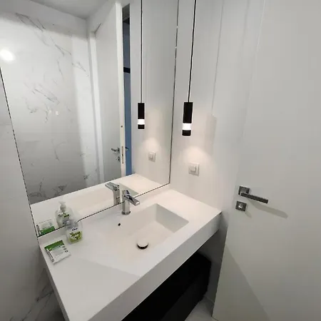 One Floreasca Near Park Luxury Апартаменты